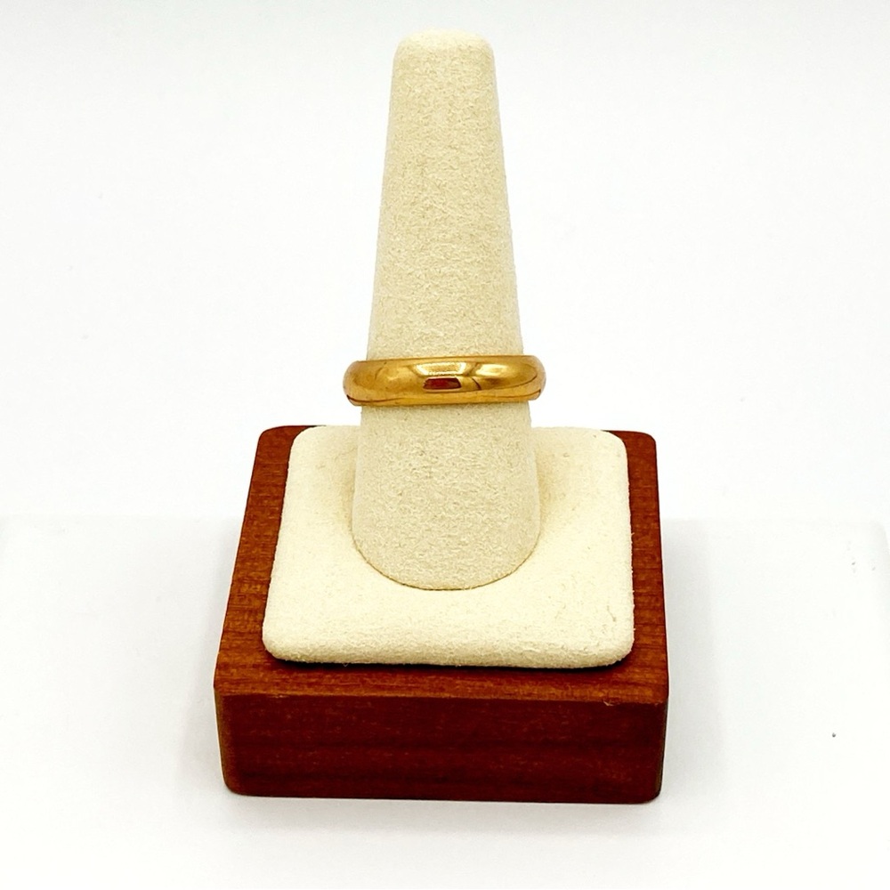 Gold Tone Faux Wedding Band Ring Halloween